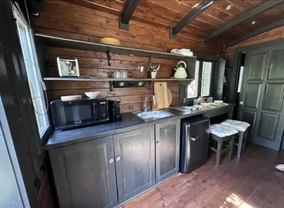 Hotel Roulotte / Tiny House Dans Les Alpilles à Saint-Rémy-de-Provence Extérieur photo